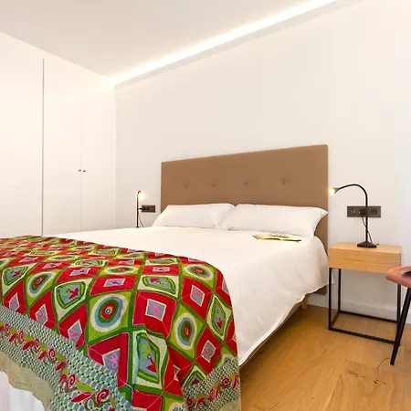 Apartment Malagueta Luz By Renthas Malaga